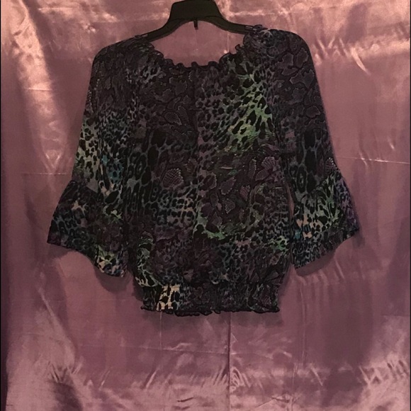 Amy Byer Top - Picture 2 of 6